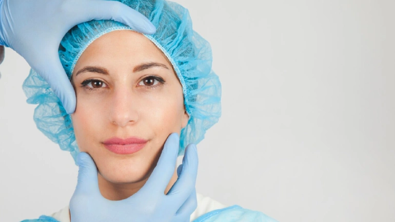 How Safe Is Plastic Surgery? Risks, Complications & Safety Measures